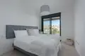 Квартира 4 комнаты  Estepona, Испания