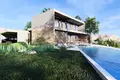 5-Schlafzimmer-Villa 730 m² Thrinia, Zypern