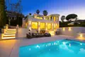 5-Schlafzimmer-Villa 444 m² Marbella, Spanien