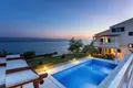 4 bedroom Villa 330 m² Borak, Croatia