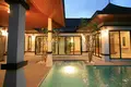 3-Schlafzimmer-Villa 300 m² Phuket, Thailand