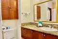 2 bedroom condo 135 m² West Bay, Honduras
