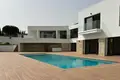 villa de 5 dormitorios 450 m² Alfaz del Pi, España