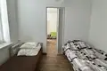 Dom 11 pokojów 350 m² Piastów, Polska