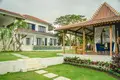 Willa 4 pokoi 347 m² Tibubeneng, Indonezja
