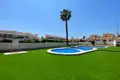 3-Schlafzimmer-Villa 95 m² Playa Flamenca I, Spanien