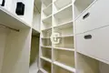 Квартира 1 комната 81 м² Будва, Черногория