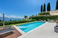 Вилла 10 комнат 926 м² Gardone Riviera, Италия