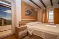 6-Schlafzimmer-Villa 900 m² Jesenice, Kroatien