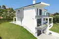 4 bedroom house 330 m² Nea Skioni, Greece