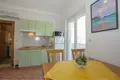 Casa 15 habitaciones 908 m² Gradac, Croacia
