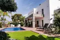 Chalet 4 Schlafzimmer 225 m² Calp, Spanien