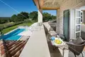 5 room house 372 m² Mrgani, Croatia