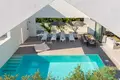 5 bedroom villa 366 m², All countries