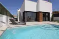 Willa 2 pokoi 180 m², World