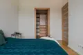 Mieszkanie 4 pokoi 76 m² Warszawa, Polska