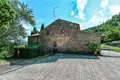 Commercial property 507 m² in Caprese Michelangelo, Italy