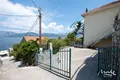 Villa de tres dormitorios 147 m² Tivat, Montenegro