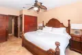 Кондо 1 спальня 74 м² West Bay, Гондурас