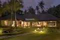 villa de 5 dormitorios 1 000 m² Badung, Indonesia