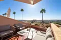 Mieszkanie 2 pokoi 141 m² Marbella, Hiszpania