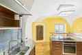 Mieszkanie 2 pokoi 93 m² Baden, Austria