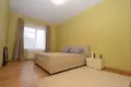 Mieszkanie 2 pokoi 95 m² Ryga, Łotwa