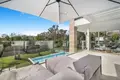 6-Schlafzimmer-Villa 903 m² Marbella, Spanien