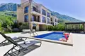 4 bedroom house 223 m² Rijeka Rezevici, Montenegro