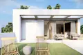 Villa de tres dormitorios 300 m² Orihuela, España