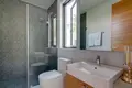 Wohnkomplex Complex of premium villas with swimming pools close to beaches, in a prestigious area of Phuket, Thailand