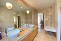 5 bedroom villa 842 m² Ban Bang Thao, Thailand