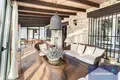 Chalet 345 m² Elda, Spain