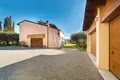 Villa 13 Zimmer 1 200 m² Castelnuovo del Garda, Italien