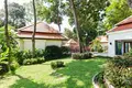 3 bedroom villa 596 m² Rawai, Thailand