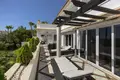 4 bedroom apartment 253 m² Marbella, Spain