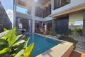 Villa de tres dormitorios 182 m² Thalang, Tailandia