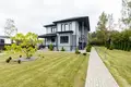 House 382 m² Ratomka, Belarus