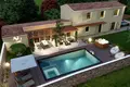 4-Schlafzimmer-Villa 272 m² Umag, Kroatien