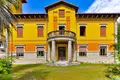 7 bedroom villa 2 000 m² Massa, Italy