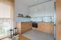 Mieszkanie 4 pokoi 76 m² Warszawa, Polska