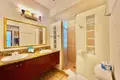 2 bedroom condo 135 m² West Bay, Honduras
