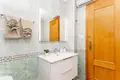 Mieszkanie 3 pokoi 60 m² Torrevieja, Hiszpania