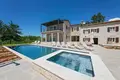 6-Schlafzimmer-Villa 450 m² Poreč, Kroatien