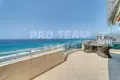 Penthouse 3 bedrooms 195 m² Mahmutlar, Turkey