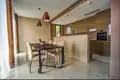 Casa 6 habitaciones 360 m² Budva, Montenegro
