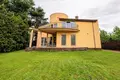 Дом 6 комнат 360 м² Варшава, Польша