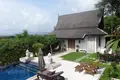 Villa de 9 habitaciones 2 500 m² Phuket, Tailandia