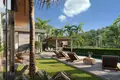 Kompleks mieszkalny Exclusive villa complex by a picturesque lake in Choeng Thale, Phuket, Thailand