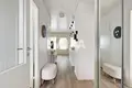 2 bedroom apartment 74 m² Helsinki sub-region, Finland